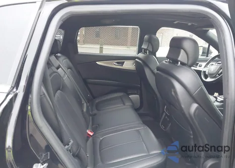 2019 Lincoln Nautilus Reserve z USA, uszkodzony, nr VIN 2LMPJ6LP8KBL19297